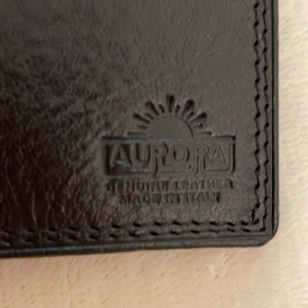 3 for $25! Aurora Black genuine leather compact wallet - Picture 2 of 6